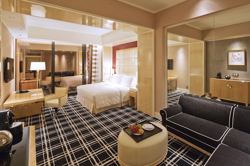 โรงแรมเดอะ หลิน ไถจง ภายนอก รูปภาพ A suite at the hotel